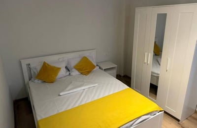 Аренда комфортного 3-комнатного дома с отдельной кухней, 88 м², район Фалеза Норд, Констанца, Румыния